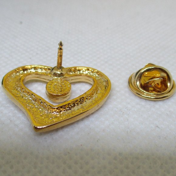 Vintage Rhinestone Heart Brooch Heart Brooch Gold Tone Open Heart Brooch On Card - Picture 9 of 9
